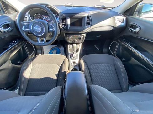 Used 2021 Jeep Compass Sport image 10
