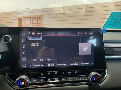 New 2025 GMC Canyon Elevation w/ Convenience Package image 13