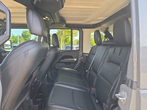 Used 2022 Jeep Wrangler Unlimited Sahara w/ Safety Group image 36