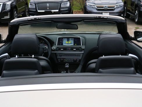 Used 2012 BMW 650i Convertible image 27