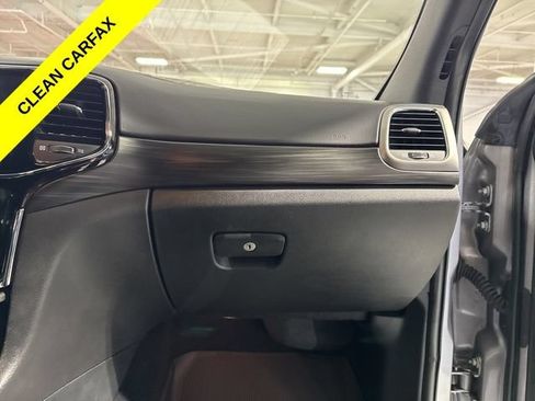 Used 2020 Jeep Grand Cherokee Altitude AWD/4WD image 45