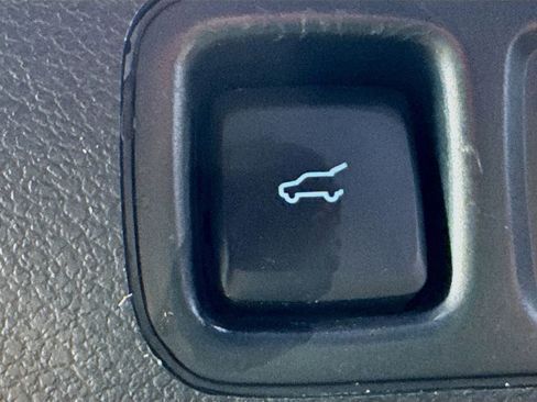 Used 2021 Ford Expedition XLT RWD image 31