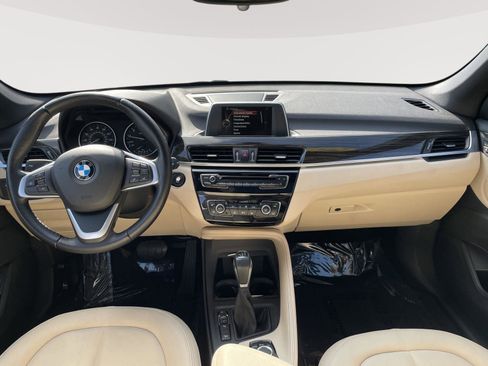 Used 2017 BMW X1 xDrive28i AWD/4WD image 16