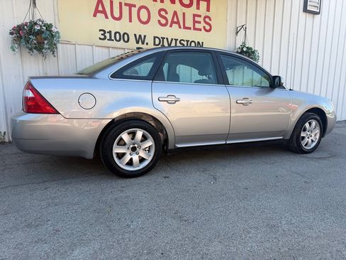 Used 2007 Mercury Montego Luxury FWD image 3