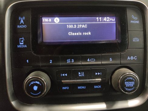 Used 2020 RAM 1500 Tradesman w/ Chrome Appearance Group AWD/4WD image 25