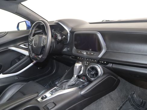 Used 2018 Chevrolet Camaro SS RWD image 55