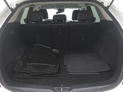 Used 2020 MAZDA CX-5 Touring image 9