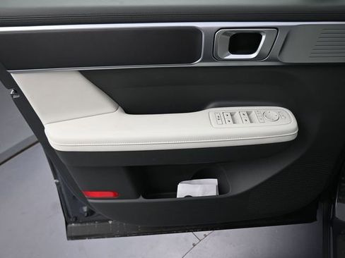 Used 2026 Hyundai Santa Fe SEL FWD image 15
