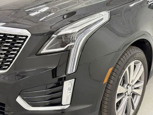 Certified 2025 Cadillac XT5 Premium Luxury w/ LPO, Floor Liner Package AWD/4WD image 15
