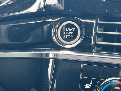 Used 2024 Nissan Pathfinder Rock Creek image 32