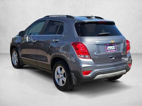 Used 2020 Chevrolet Trax LT w/ Driver Confidence Package FWD image 8
