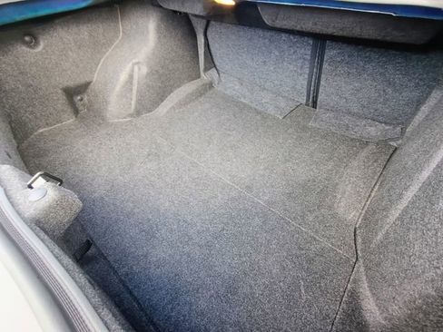 Used 2017 Dodge Challenger R/T Scat Pack w/ Leather Interior Group RWD image 59