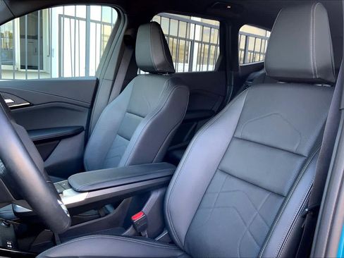 Certified 2025 BMW X1 xDrive28i image 7