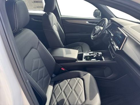 New 2026 Volkswagen Atlas Cross Sport SE AWD/4WD image 21