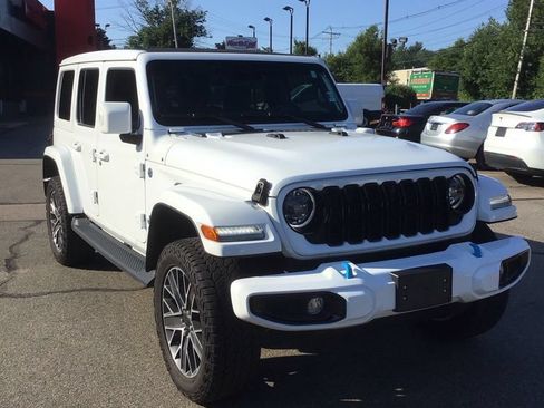 Used 2024 Jeep Wrangler High Altitude AWD/4WD image 1