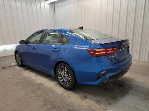 Used 2022 Kia Forte GT-Line w/ GT-Line Premium Package FWD image 3
