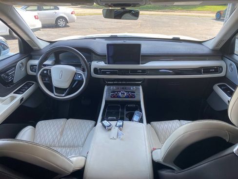 Used 2020 Lincoln Aviator Black Label Grand Touring image 6