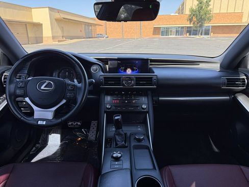 Used 2018 Lexus IS 300 F Sport RWD image 17