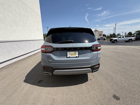 Used 2024 Honda Pilot Elite image 28