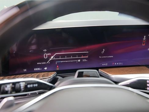 Used 2025 Cadillac Escalade Sport Platinum w/ LPO, ONYX Package image 12