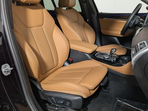 Certified 2024 BMW X4 xDrive30i w/ Convenience Package image 23