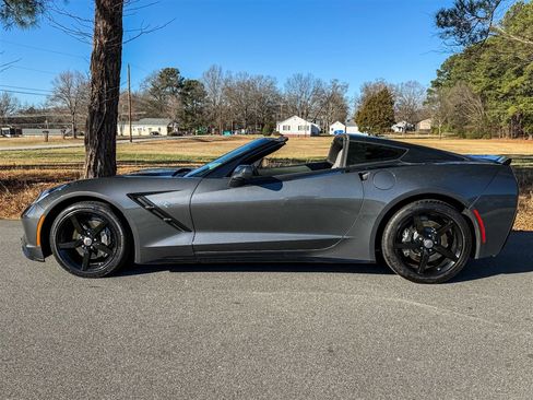 Used 2014 Chevrolet Corvette Stingray Coupe image 22