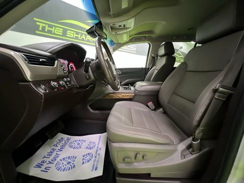 Used 2016 GMC Yukon XL Denali AWD/4WD image 17
