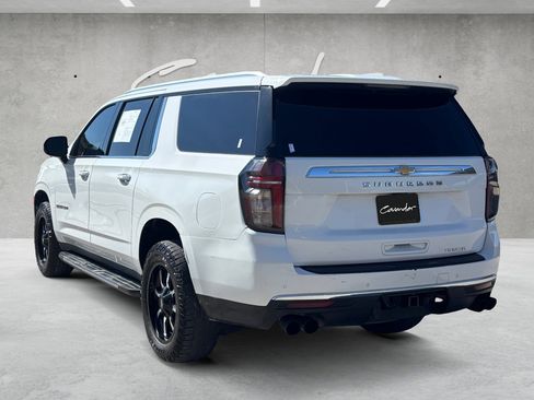 Used 2021 Chevrolet Suburban Premier w/ Premium Package image 16