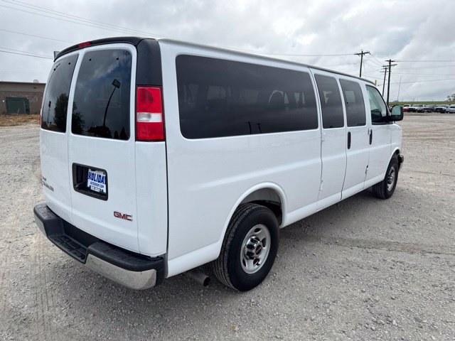Used 2026 GMC Savana 3500 LT w/ LT Preferred Equipment Group RWD image 4