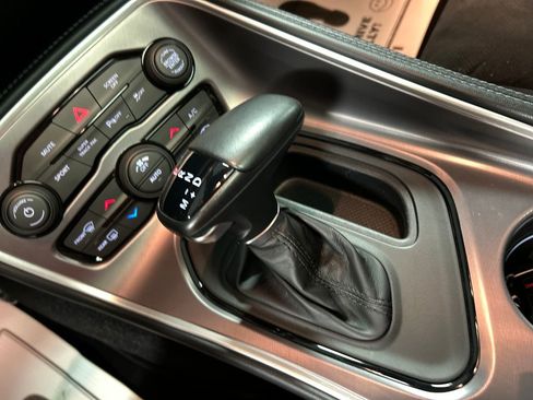 Used 2021 Dodge Challenger GT w/ Plus Package image 20