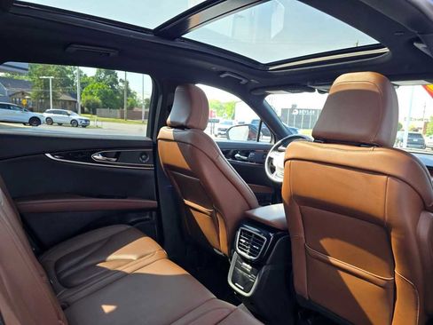 Used 2022 Lincoln Nautilus Reserve w/ Equipment Group 201A image 30