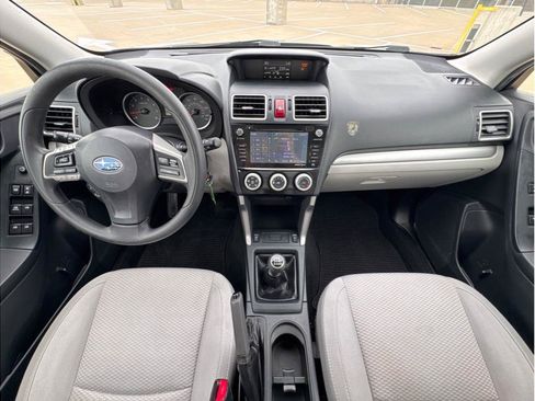 Used 2016 Subaru Forester 2.5i Premium AWD/4WD image 15