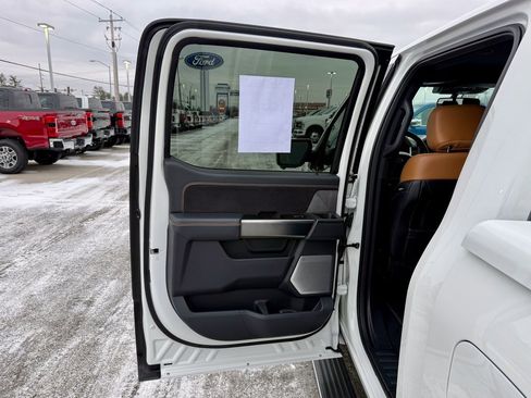 Used 2023 Ford F150 Platinum w/ Equipment Group 701A High image 13