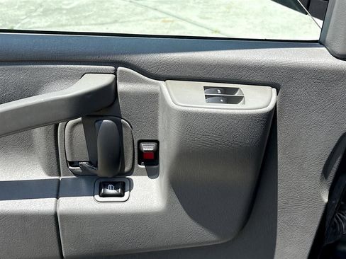 Used 2017 Chevrolet Express 2500 LS image 16