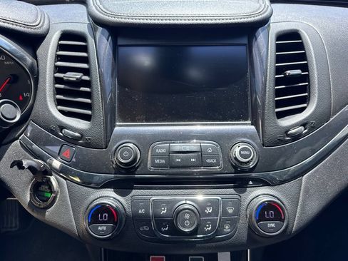 Used 2018 Chevrolet Impala Premier FWD image 12