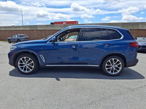 Used 2021 BMW X5 xDrive40i w/ Premium Package AWD/4WD image 4
