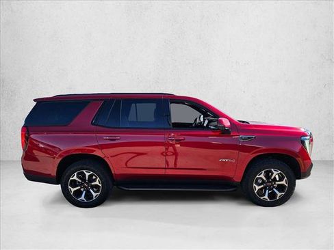 Used 2025 GMC Yukon AT4 AWD/4WD image 4