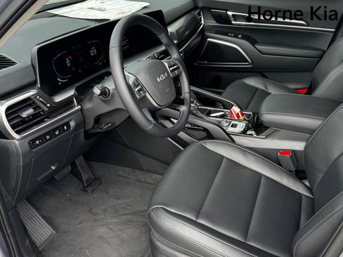 New 2025 Kia Telluride S image 9