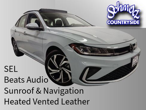 Used 2025 Volkswagen Jetta SEL image 1