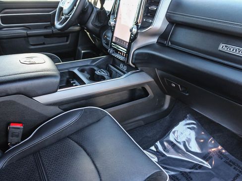 Used 2025 RAM 2500 Laramie image 18