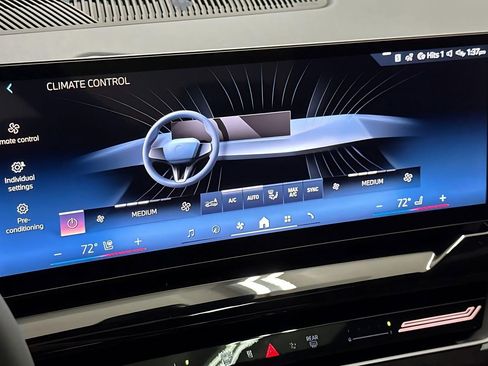 New 2026 BMW 530i w/ Premium Package RWD image 25