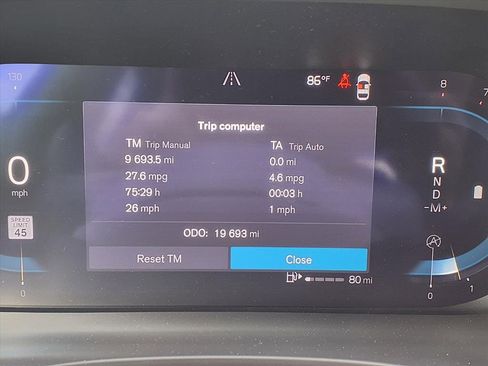 Certified 2023 Volvo XC60 B5 Plus w/ Protection Package Premier image 29