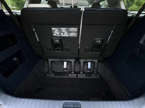 New 2026 Kia Carnival EX FWD image 43