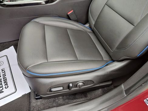 Used 2024 Buick Envista Sport Touring w/ Convenience I Package FWD image 26