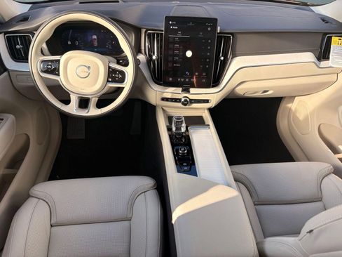 New 2026 Volvo XC60 B5 Ultra w/ Climate Package image 17