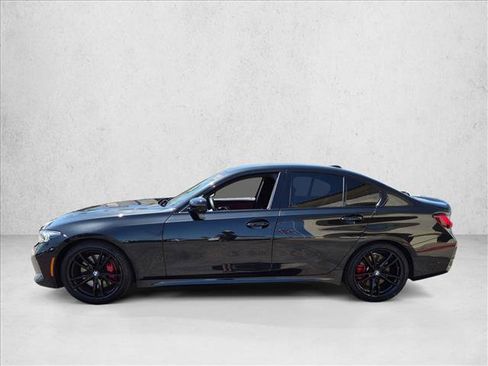 Used 2023 BMW 330i Sedan w/ M Sport Package RWD image 9