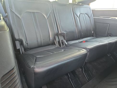 Used 2020 Ford Expedition Limited w/ Equipment Group 302A AWD/4WD image 12