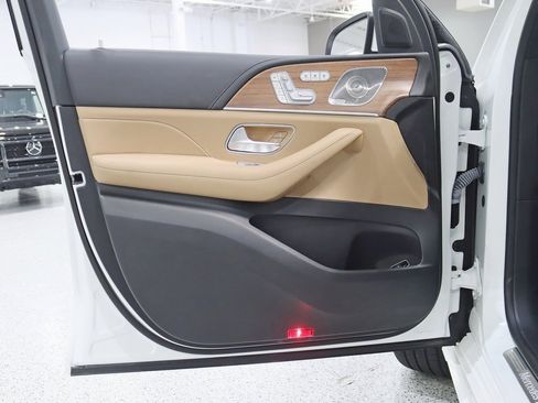 Used 2024 Mercedes-Benz GLE 350 4MATIC image 35