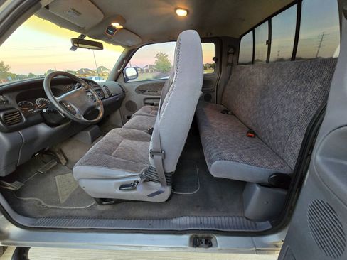 Used 1998 Dodge Ram 2500 Truck 2WD Quad Cab image 18