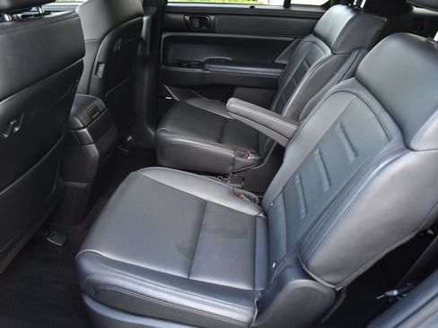 Used 2024 Hyundai Santa Fe Calligraphy FWD image 23